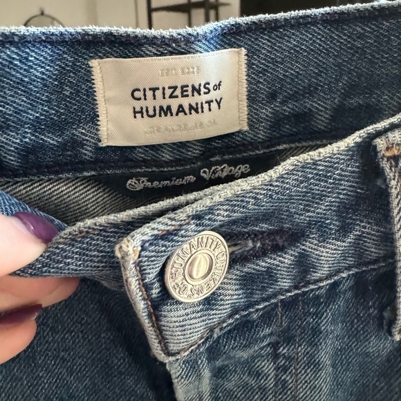 Citizens of Humanity Charlotte Distressed Jeans - Picture 4 of 7